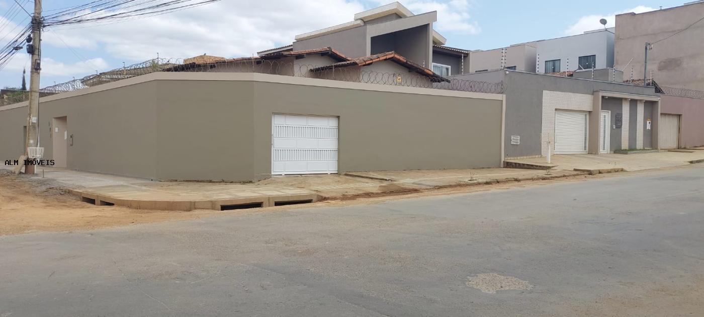 Casa, 3 quartos, 206 m² - Foto 1