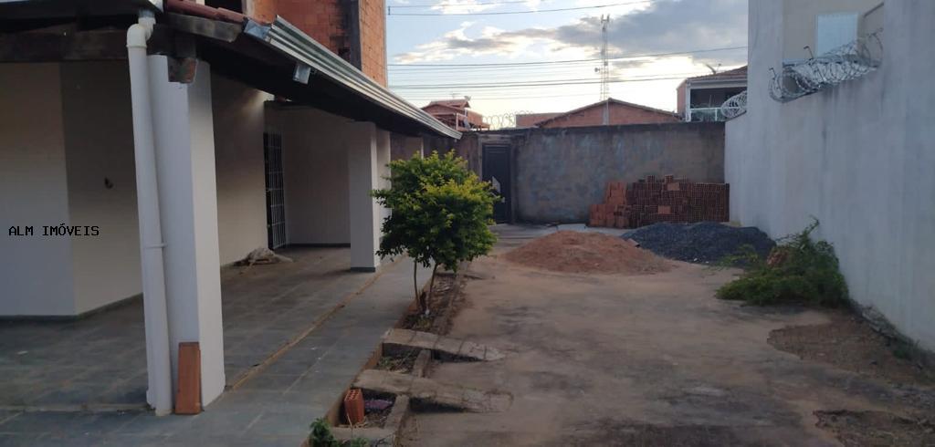 Casa, 3 quartos, 200 m² - Foto 13